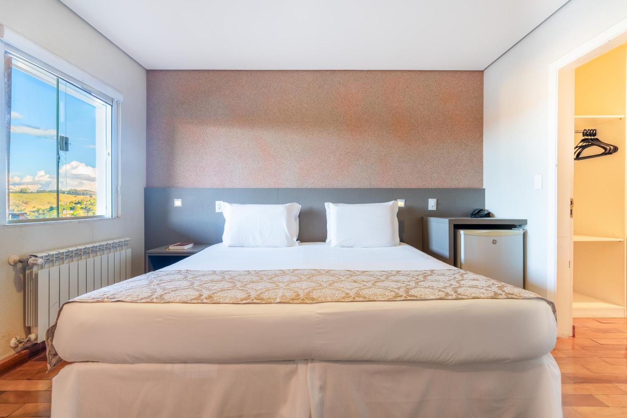 Chris Park Hotel Campos do Jordao Dış mekan fotoğraf